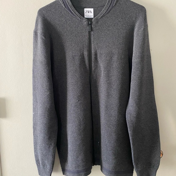 Dark grey Zara Zip-Up jumper vinted - Picture 4 of 4